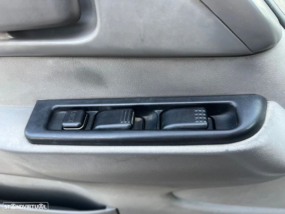 Isuzu NKR | 2.8 Diesel | Caixa Aberta | 3 Lug. - 14