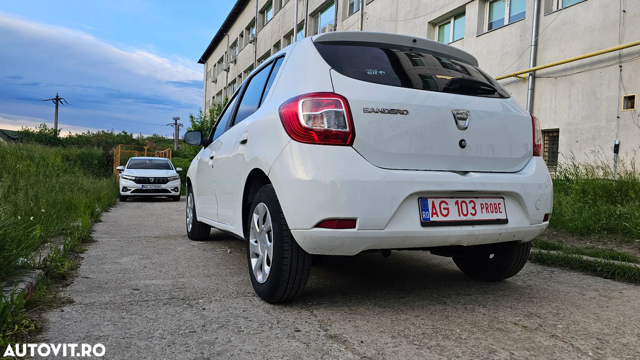 Dacia Sandero 1.2 16V 75 Ambiance - 14