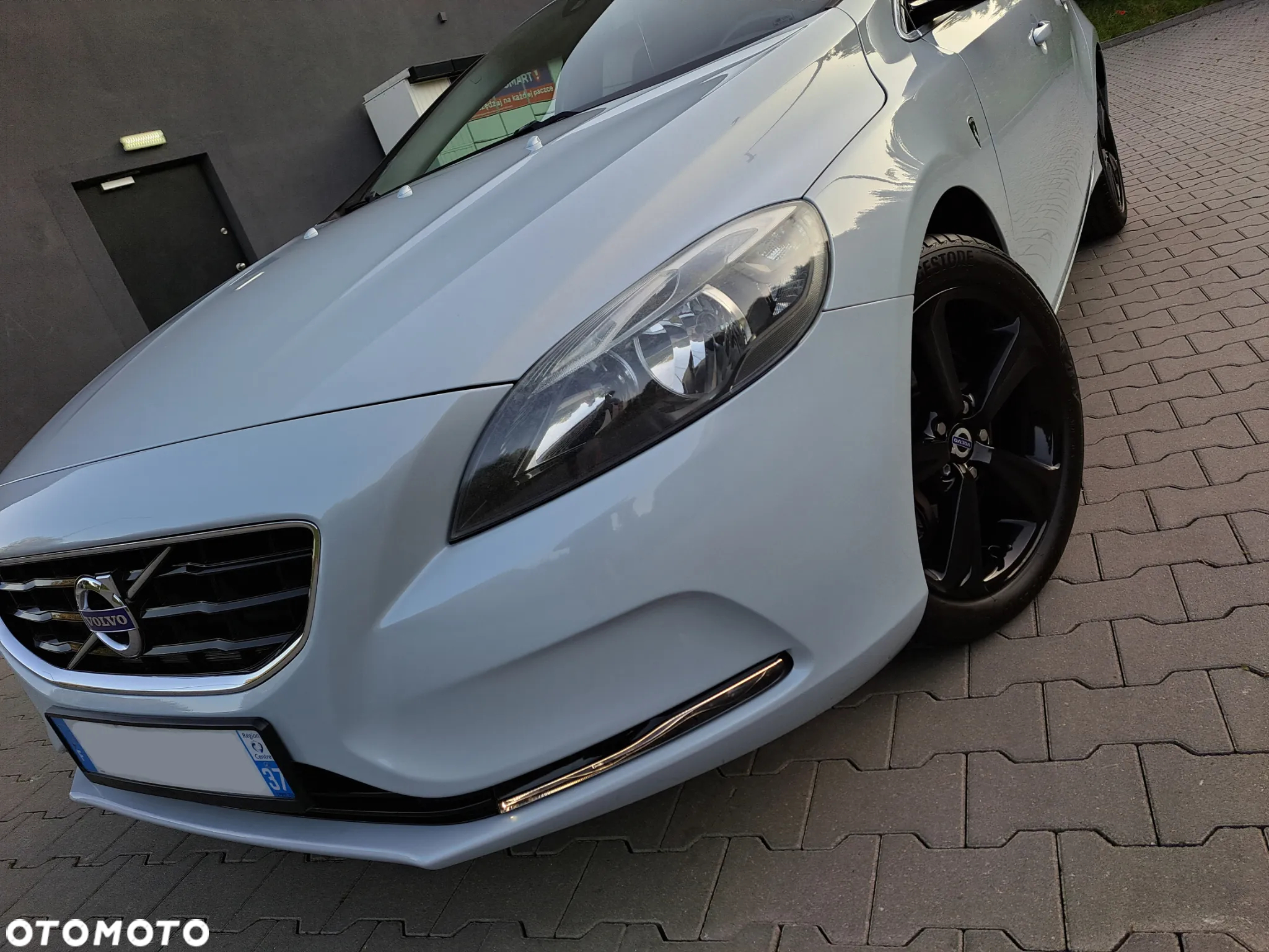 Volvo V40 - 8