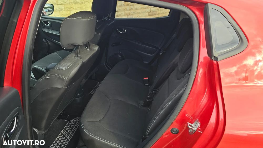 Renault Clio TCe 90 Limited - 16