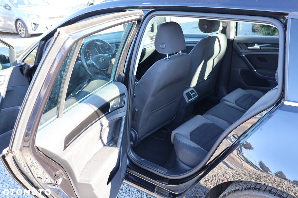 Volkswagen Golf Variant 1.5 eTSI OPF DSG Style - 10