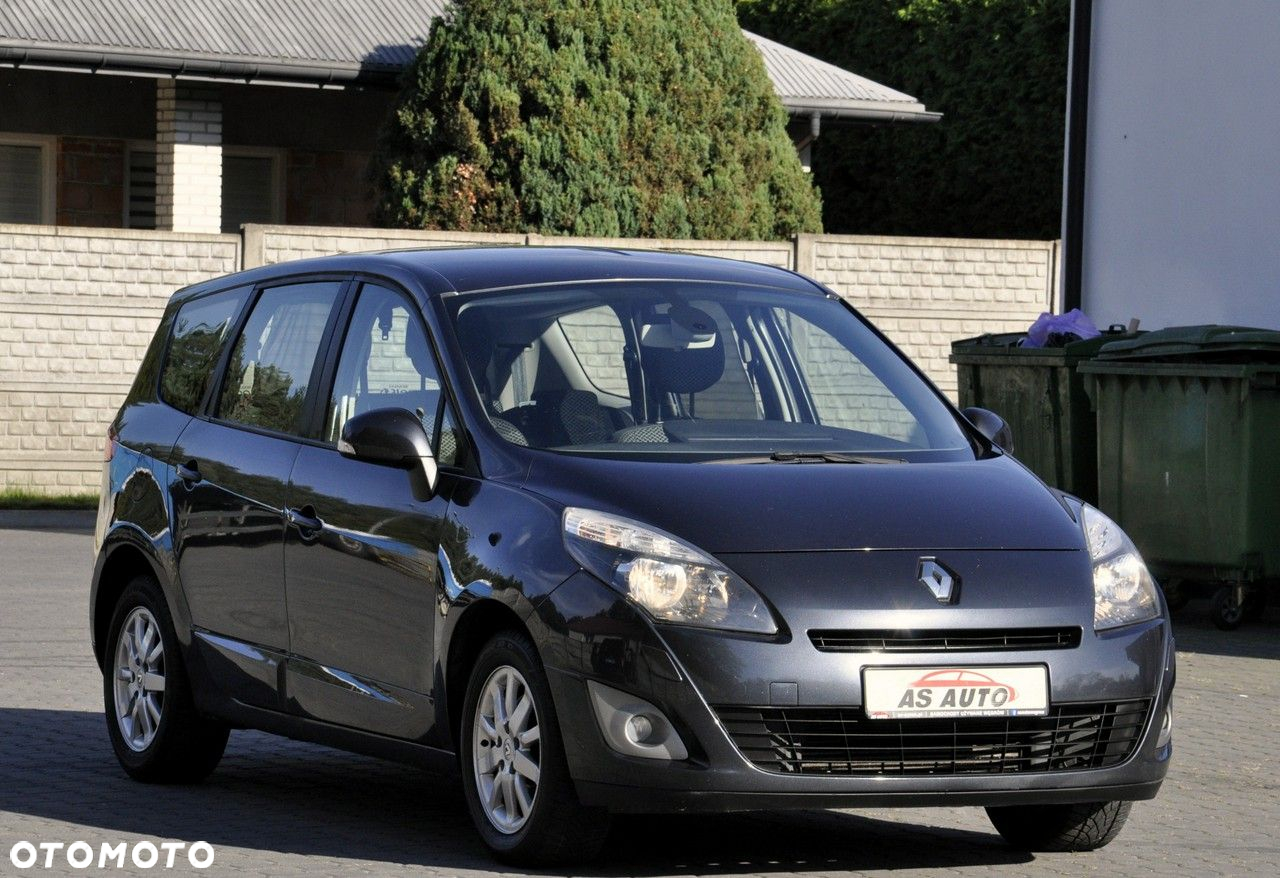 Renault Grand Scenic - 27