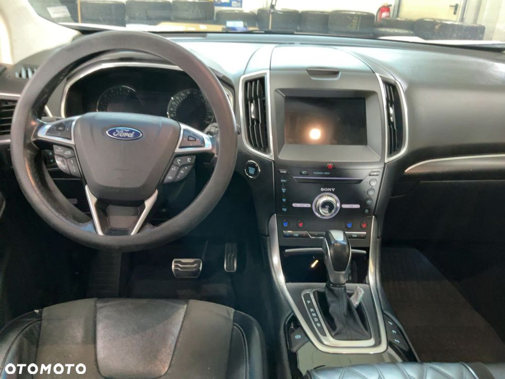 Ford Edge 2.0 TDCi Bi-Turbo 4x4 ST-LINE - 6