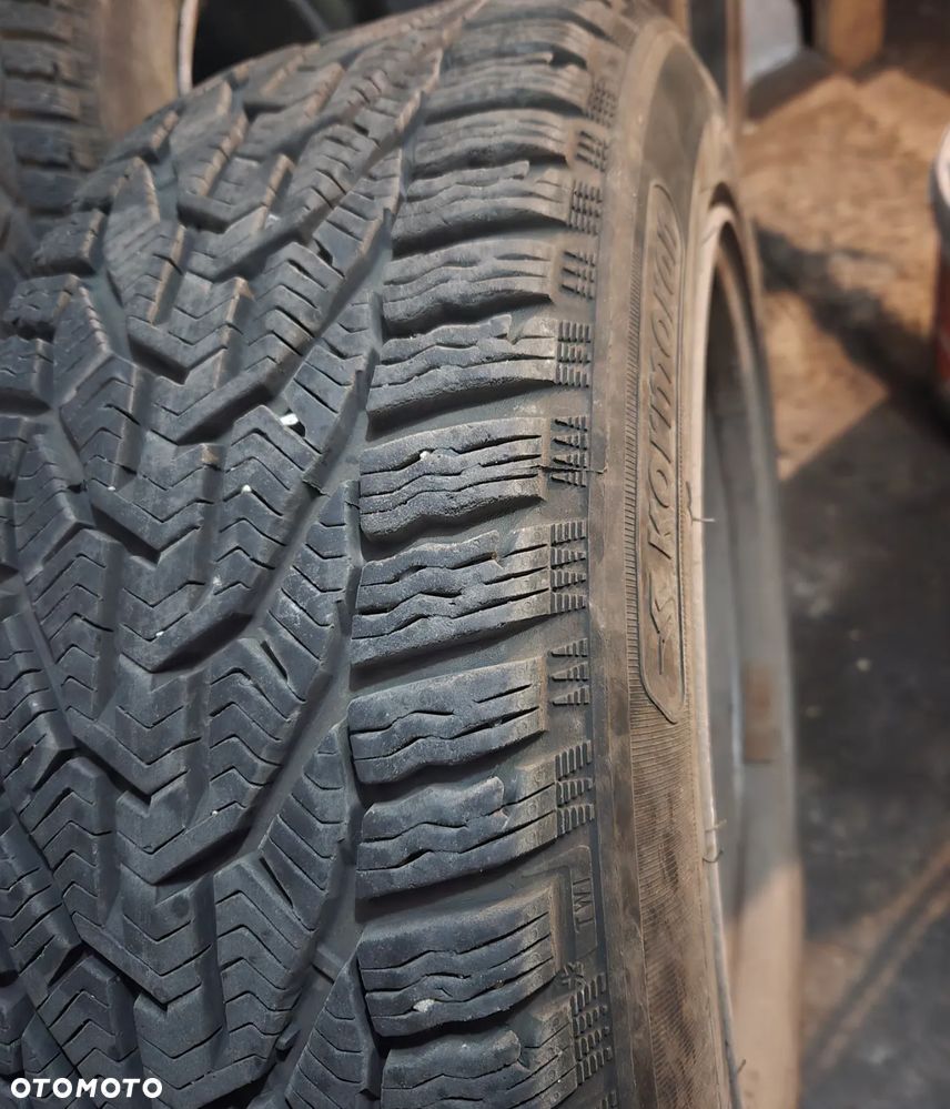 Mercedes-Benz Klasa E - 24