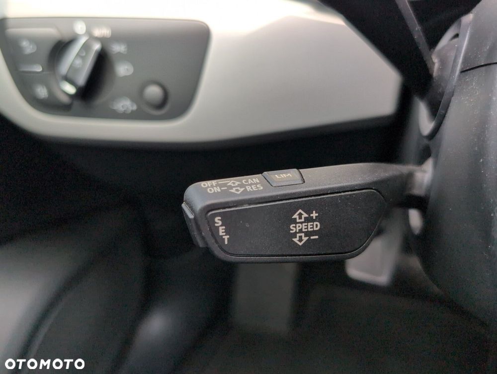 Audi A4 Limousine 40 TFSI mHEV S Line S tronic - 23