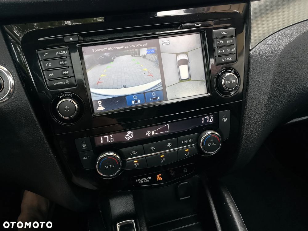 Nissan Qashqai 1.6 DCi Xtronic N-Connecta - 12