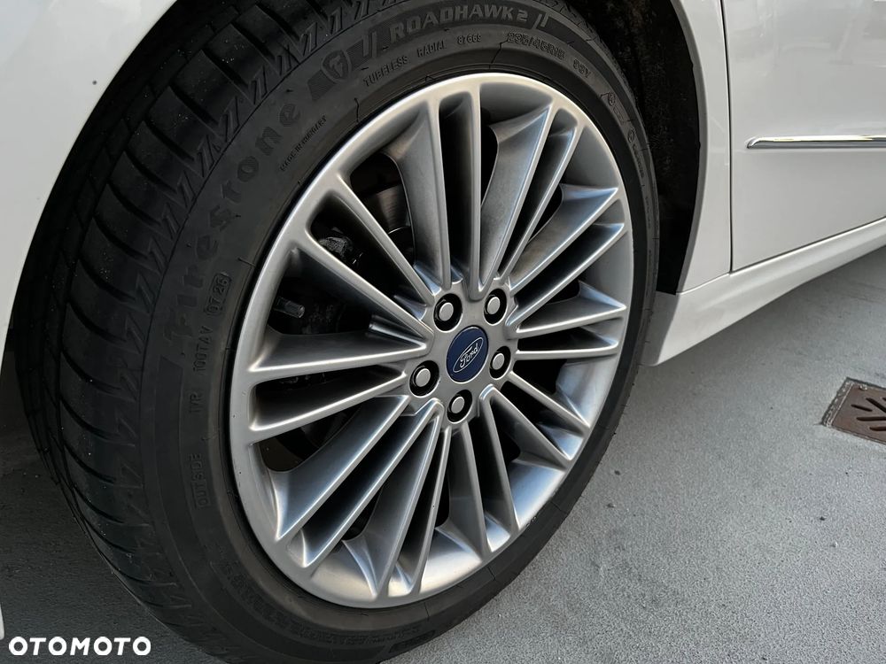 Ford Mondeo Vignale 2.0 EcoBoost - 15