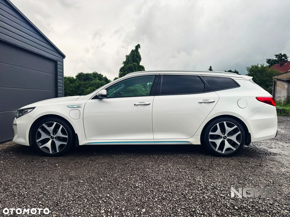 Kia Optima Plug-in Hybrid - 6