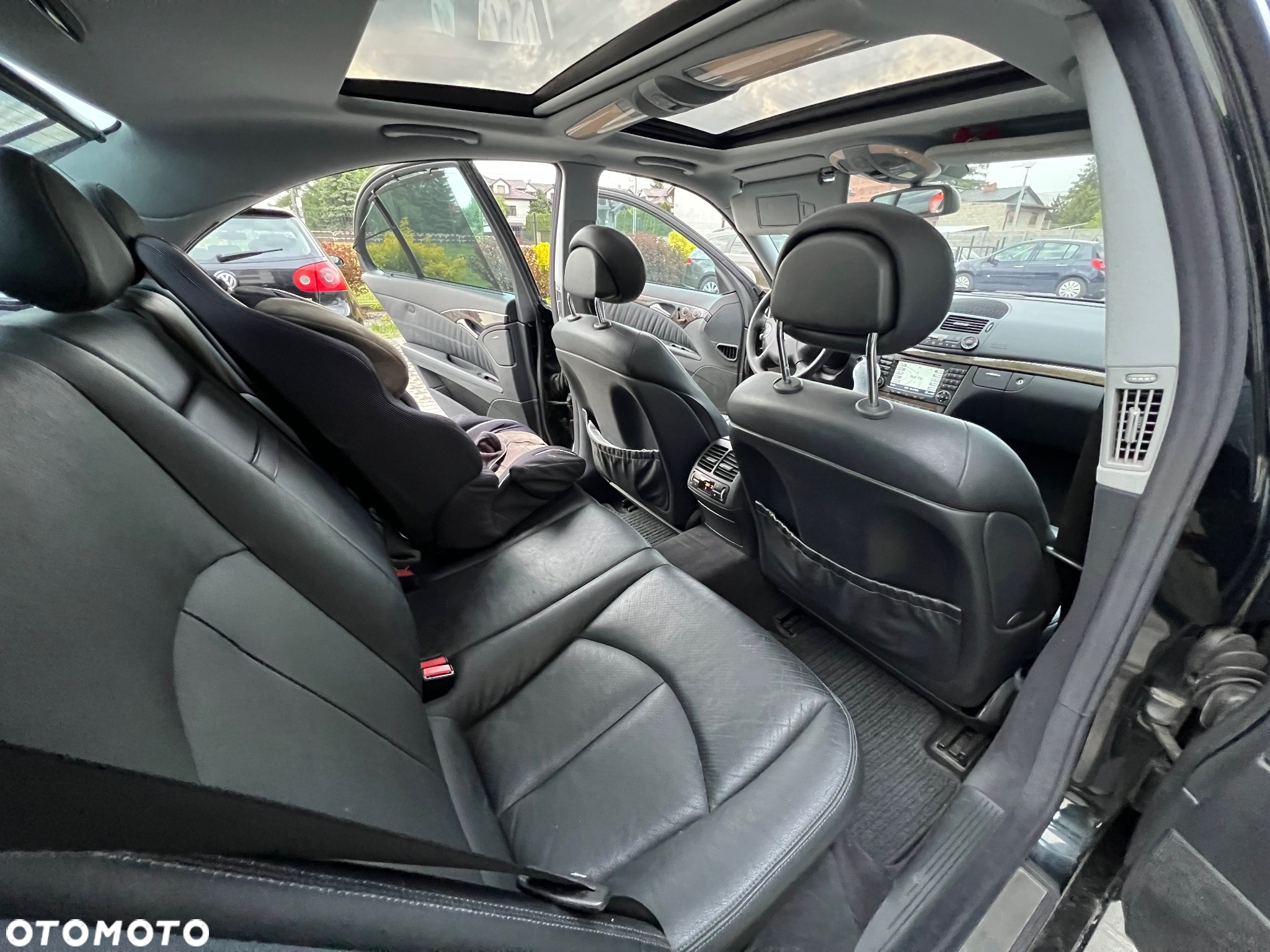 Mercedes-Benz Klasa E 500 Avantgarde - 22