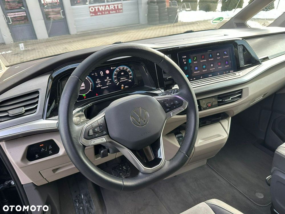 Volkswagen Multivan - 19