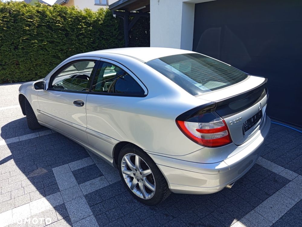 Mercedes-Benz Klasa C 200 Kompressor Automatik - 3