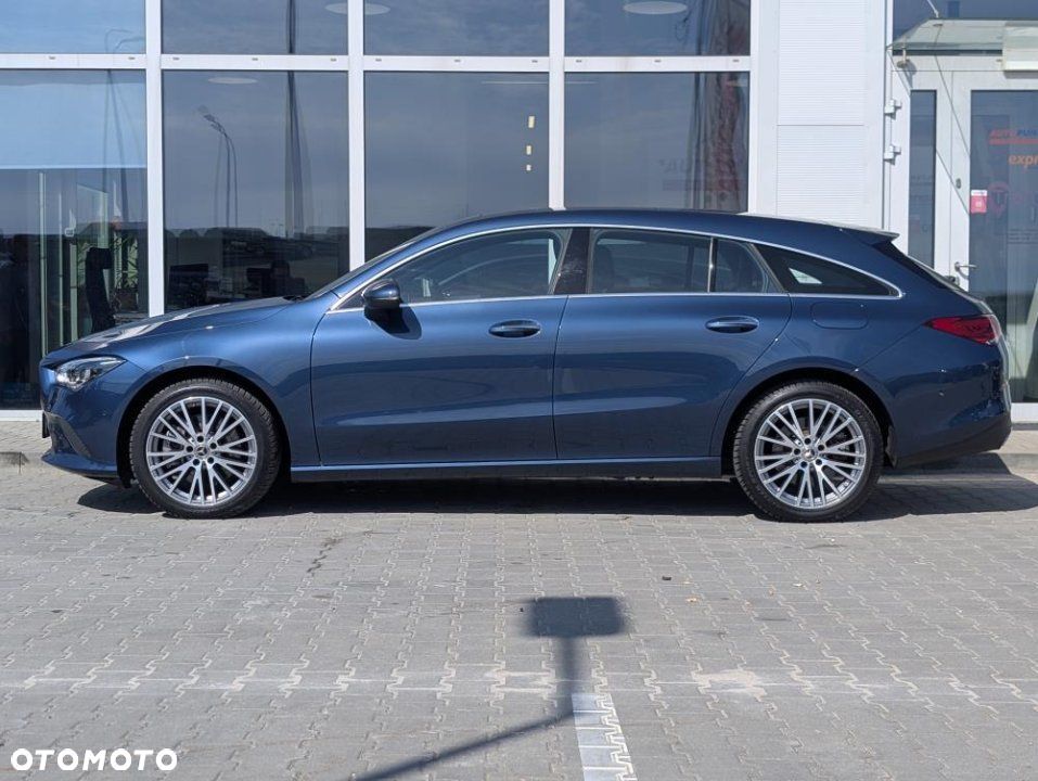 Mercedes-Benz CLA - 2