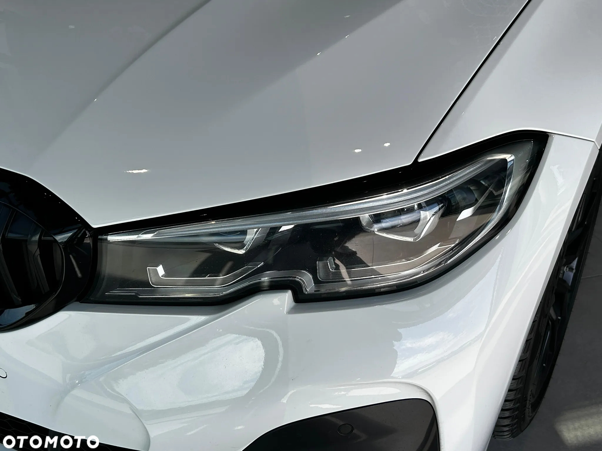 BMW Seria 3 318d M Sport Shadow - 12