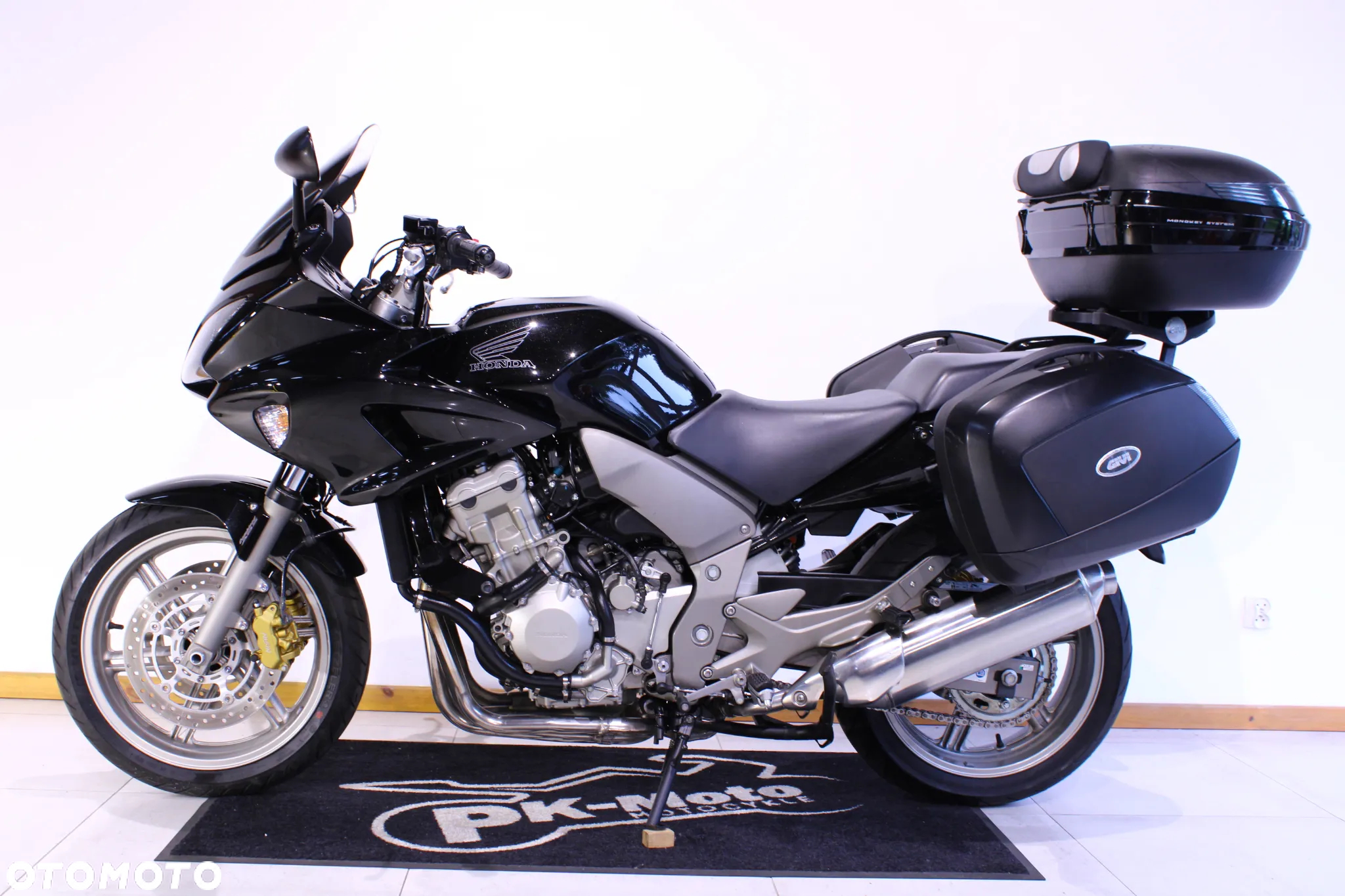 Honda CBF - 2