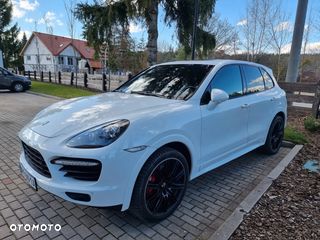 Porsche Cayenne GTS