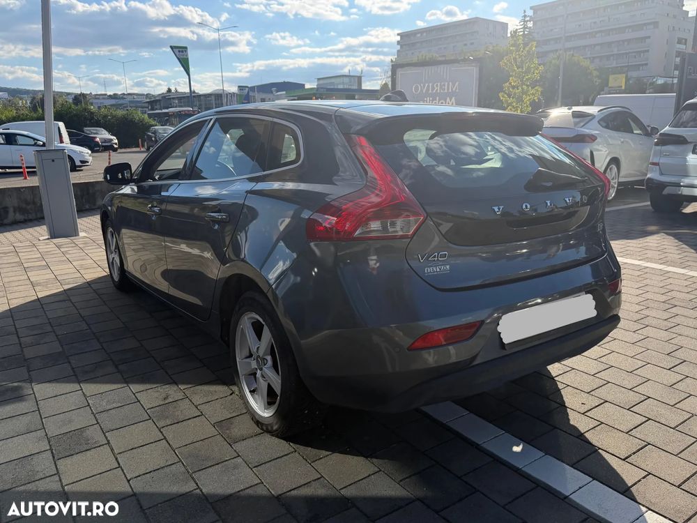 Volvo V40 - 3