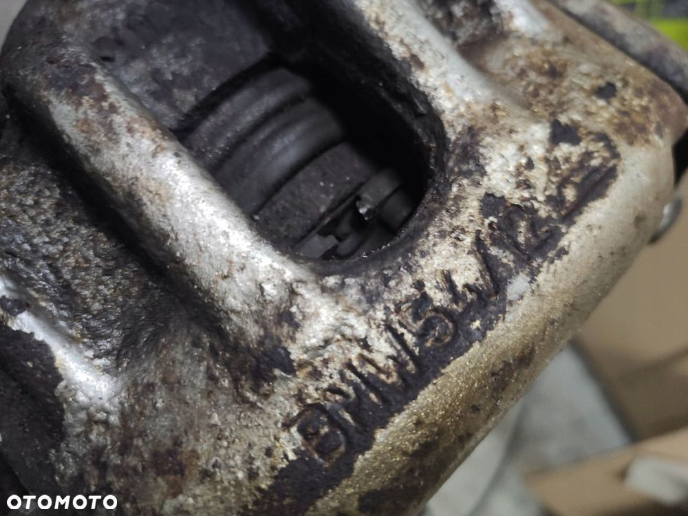 CC ZACISK HAMULCOWY PRAWY PRZÓD BMW 3 E36 ATE 54/12 - 4