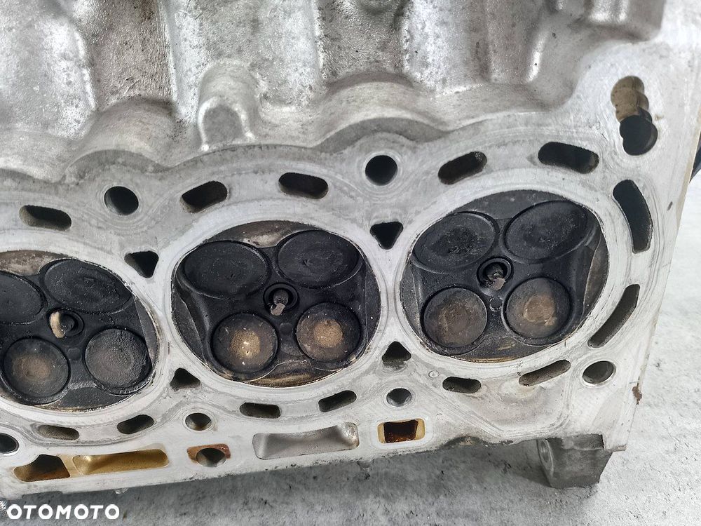 GŁOWICA TOYOTA YARIS III 1.0 VVT-I - 2