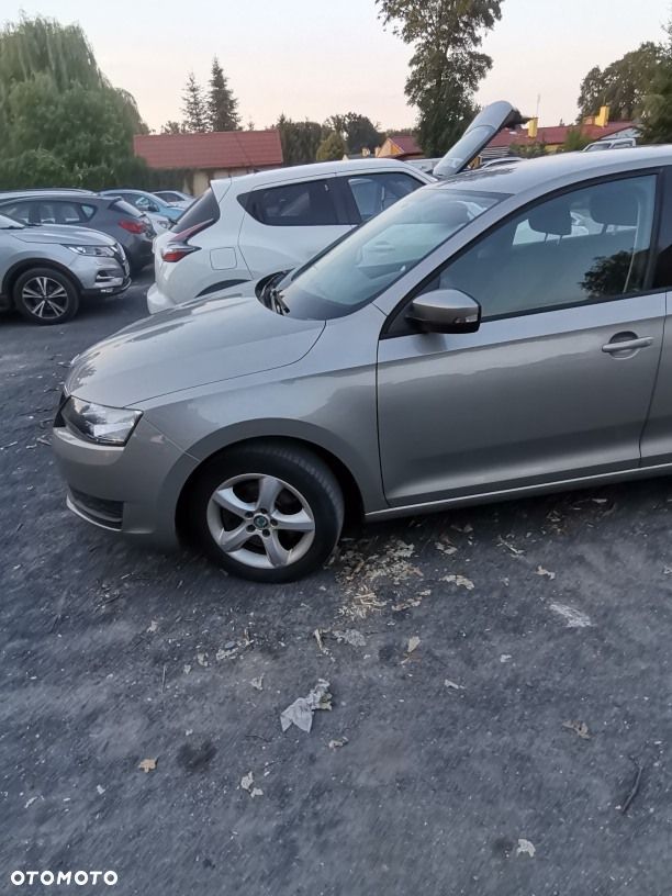 Skoda RAPID 1.0 TSI Active - 6