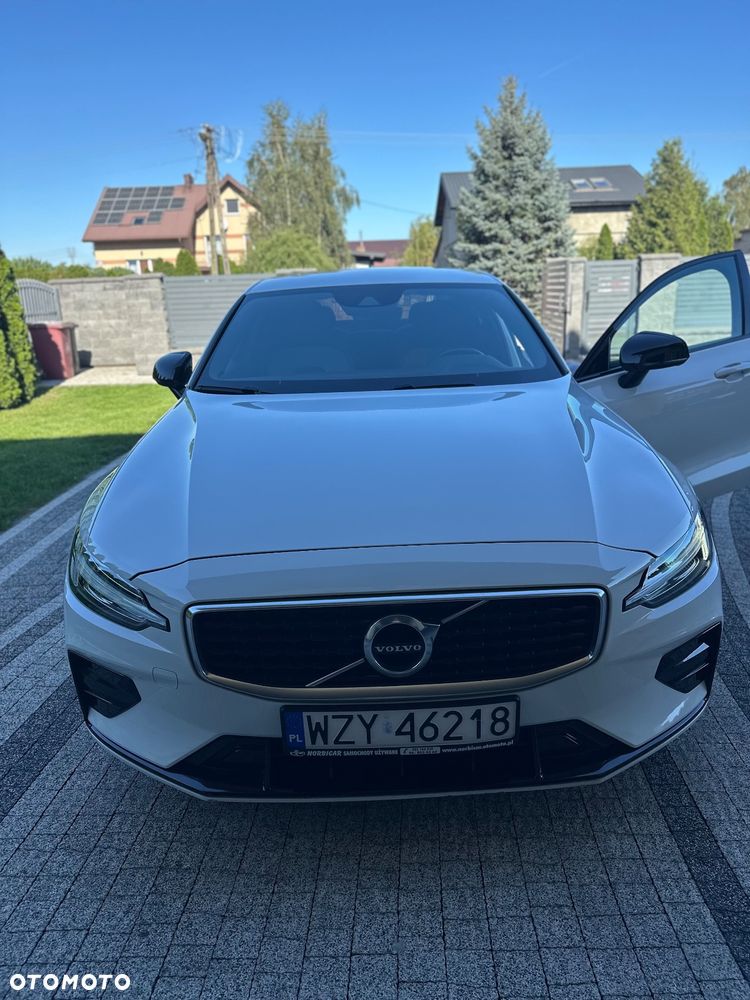 Volvo S60 T4 R-Design - 1