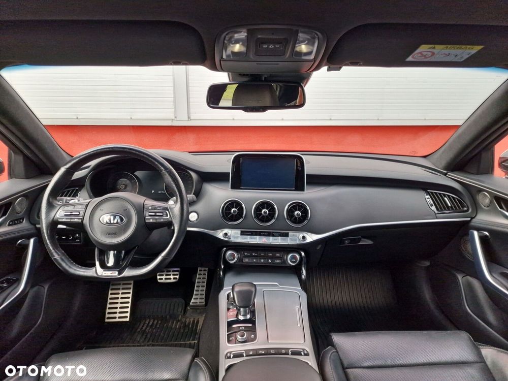 Kia Stinger 2.0 T-GDI GT Line - 10