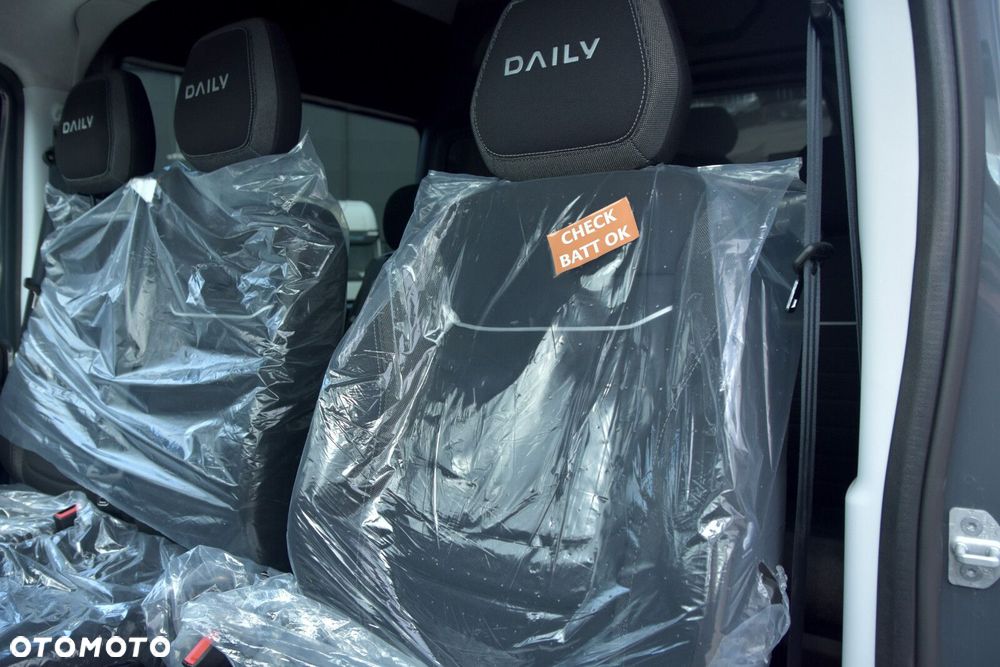 Iveco Daily 35S18HA8V 3.0 180KM Brygadówka 7 osób - 8