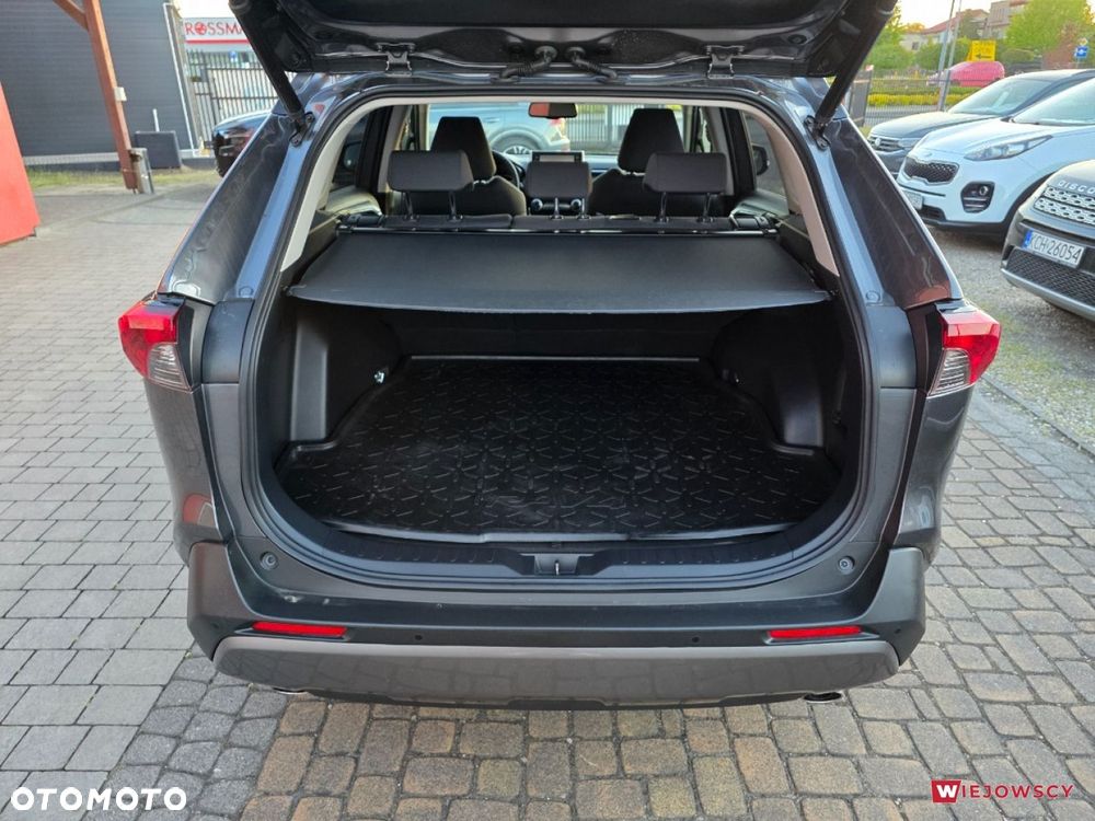 Toyota RAV4 - 13