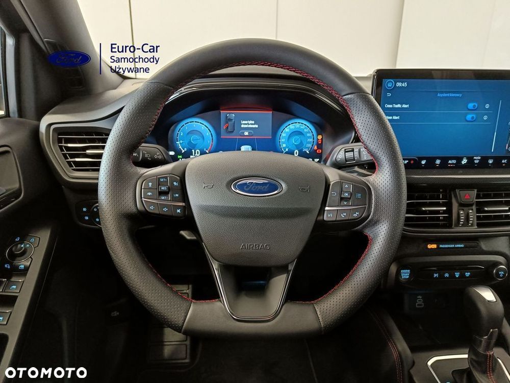 Ford Focus 1.0 EcoBoost mHEV ST-Line X - 16