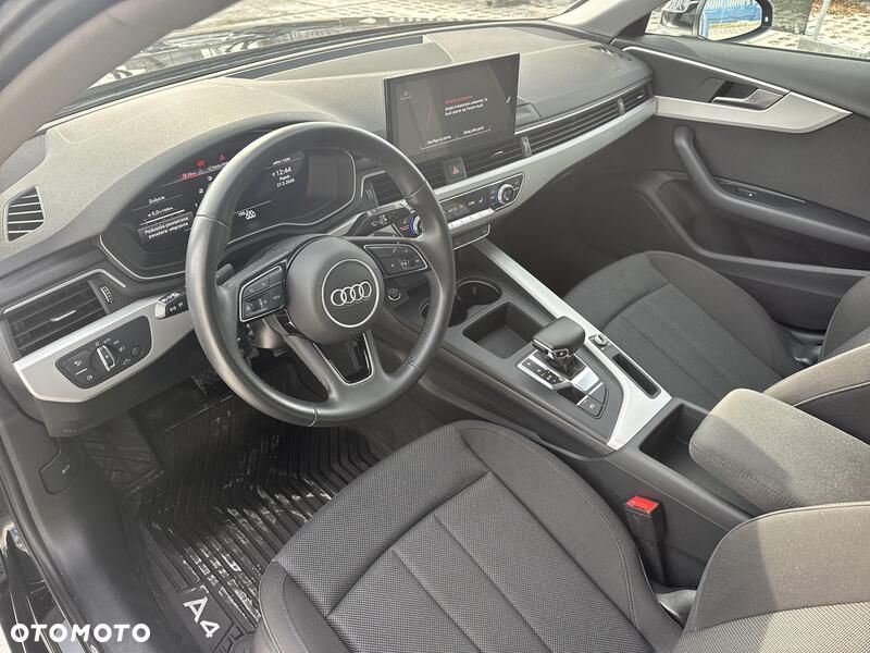 Audi A4 Limousine 35 TDI mHEV S tronic - 11