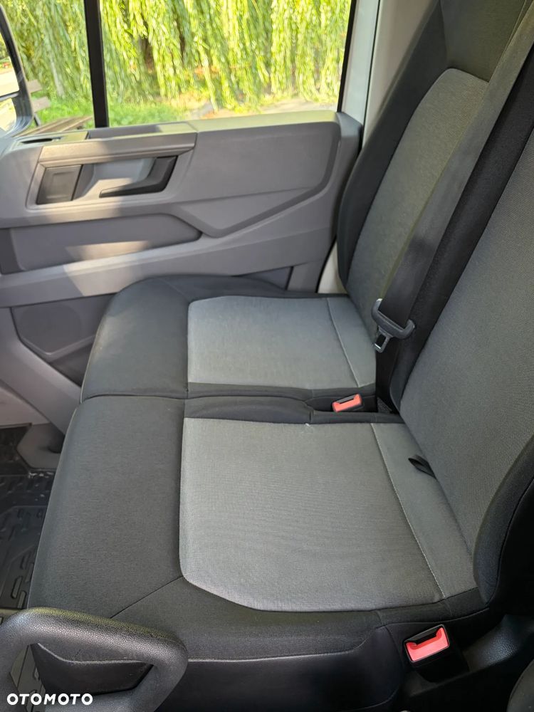 Volkswagen Crafter - 13