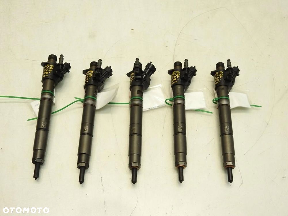 WTRYSK WTRYSKI VOLVO XC60 I 2.4 D5 31272690 - 2