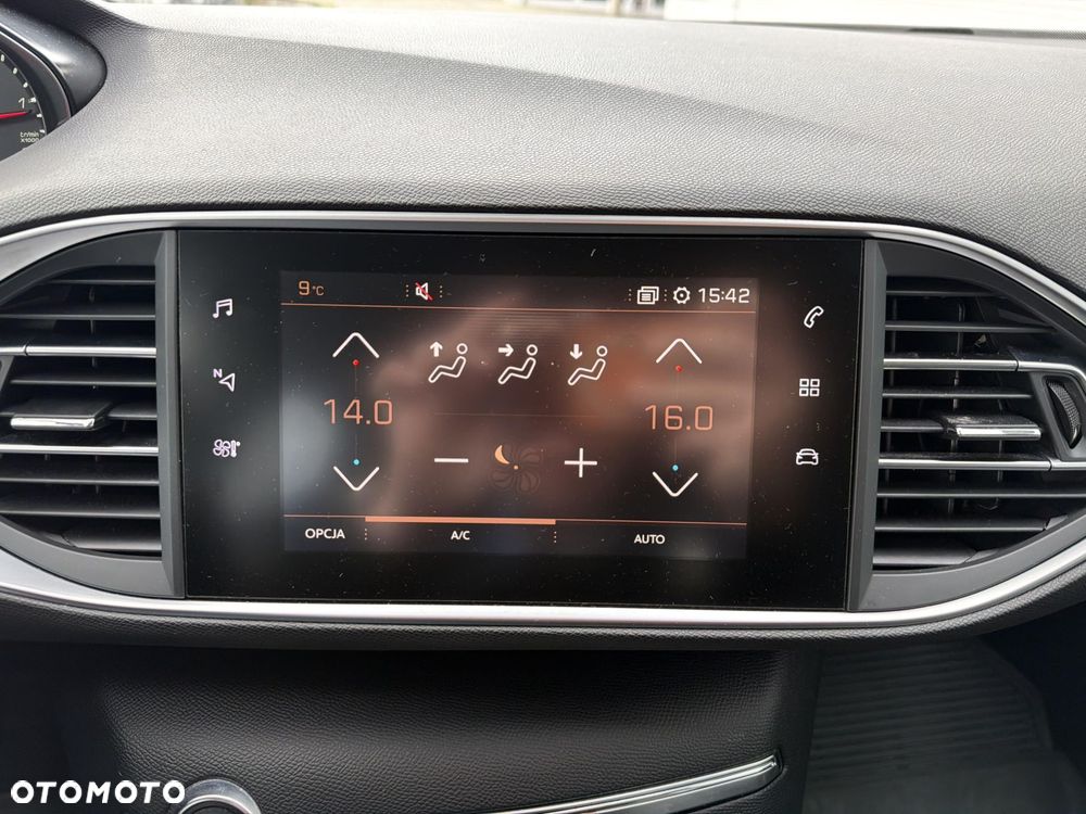 Peugeot 308 - 16