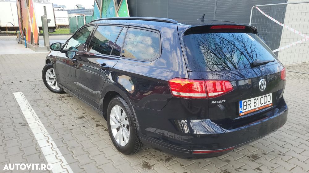 Volkswagen Passat 2.0 TDI SCR DSG Comfortline - 5