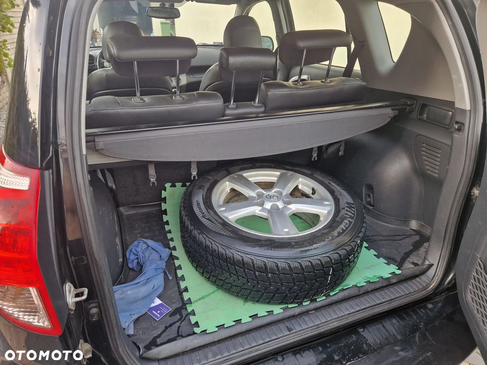 Toyota RAV4 2.2 D-4D Prestige - 6