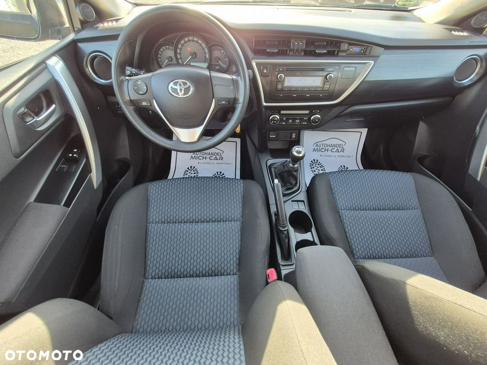 Toyota Auris - 6