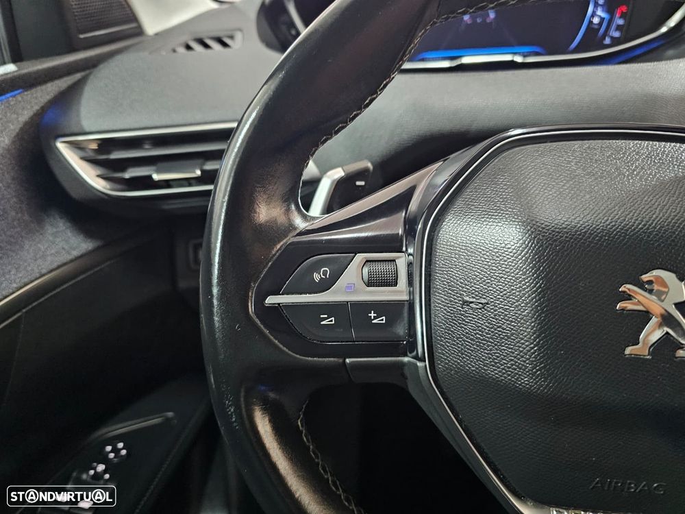 Peugeot 5008 1.5 BlueHDi Allure Pack EAT8 - 19