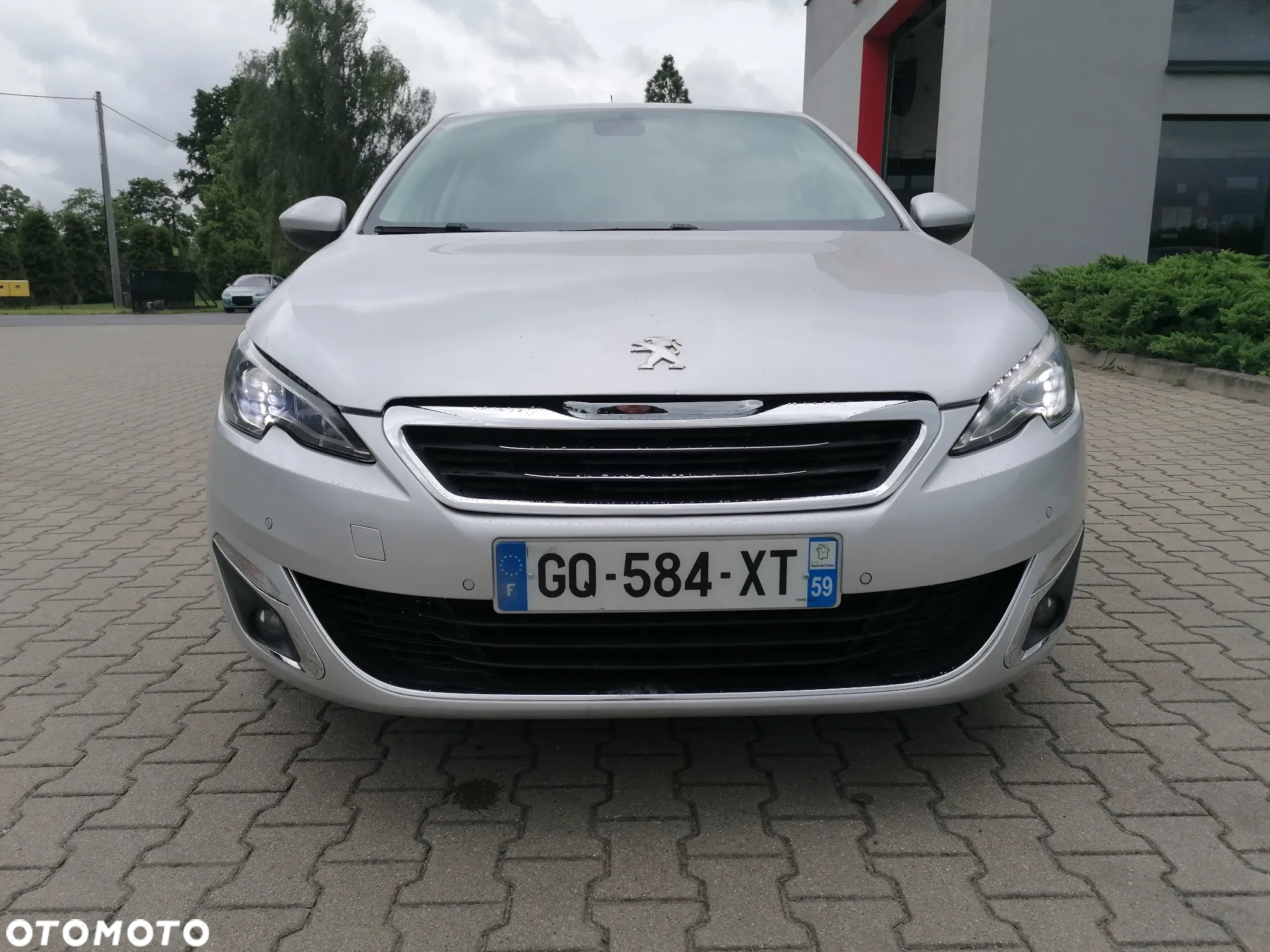 Peugeot 308 1.6 BlueHDi Allure S&S - 18