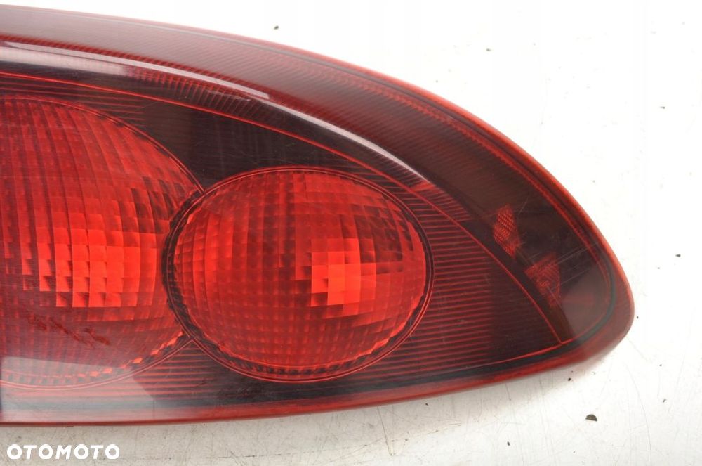 DODGE STRATUS II COUPE LAMPA PRAWA TYLNA PRAWY TYŁ - 3