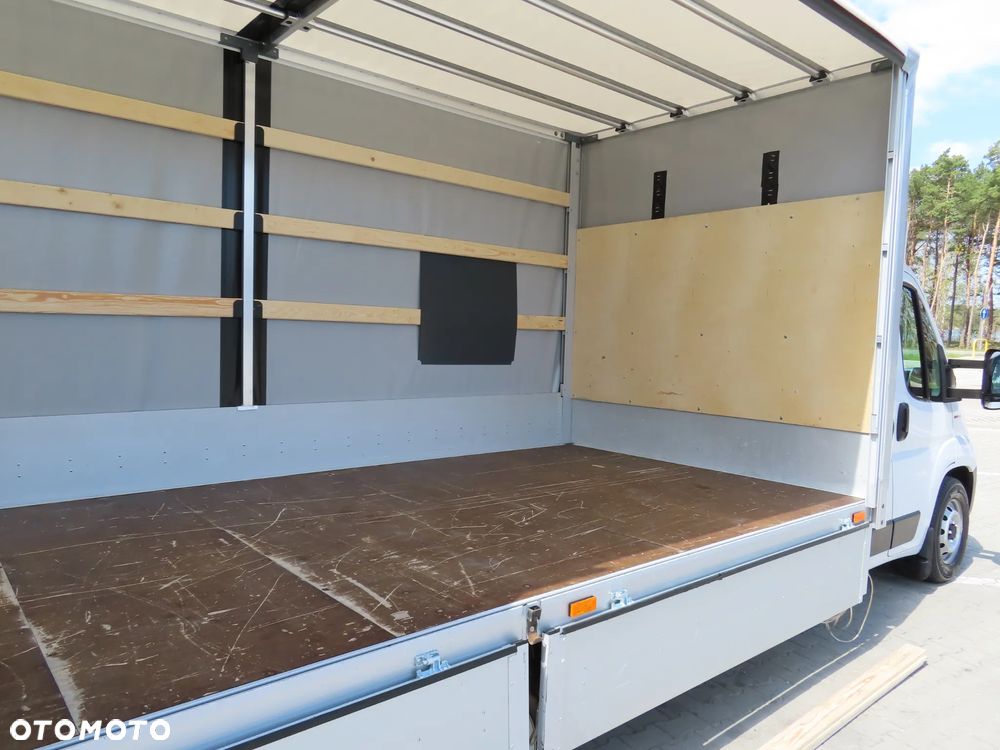 Fiat Ducato seria 7 MAXI L4 2.3 MultiJet II 180 KM POWER FIRANA 10 E.Palet Skrzynia Plandeka 4916 mm Dł. WZMCNIANY Rozstaw Osi 4035 mm, DMC 3500 Kg, Ładowność 1180 Kg, FULL Opcja Wyposażenia, Android Auto/Carplay, Stan Wizualny I Techniczny NOWY Tak Jak Z Taśmy Produkcyjnej Gotowy Dostępny OKAZJA POLECAM - 25