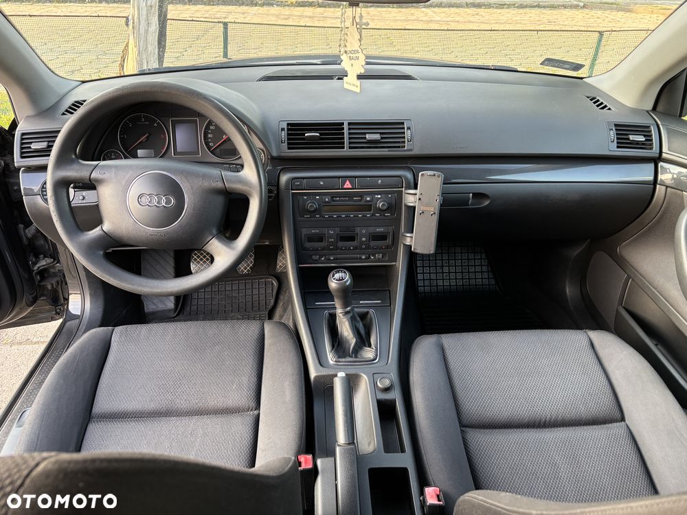 Audi A4 Avant 1.9 TDI - 25