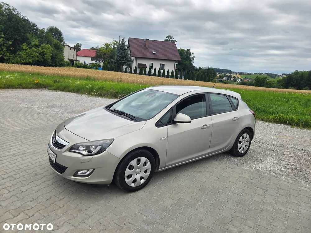 Opel Astra - 11
