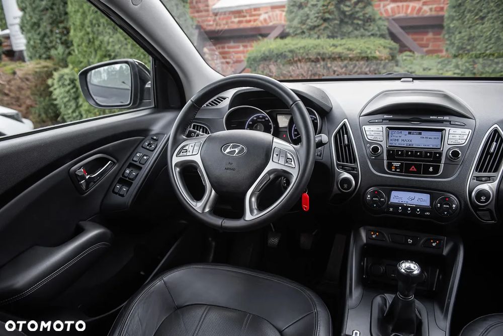 Hyundai ix35 2.0 Premium 2WD - 24