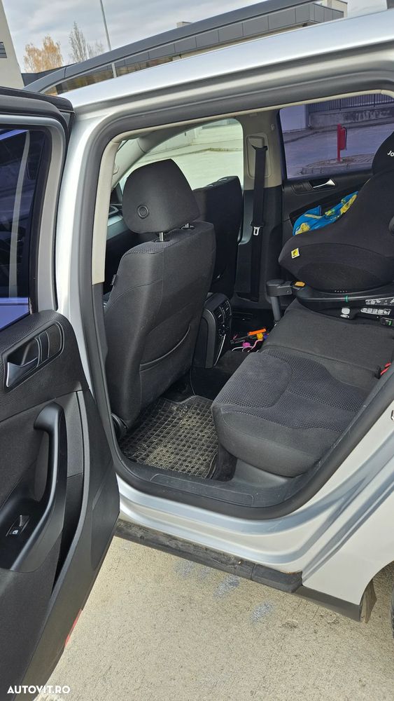 Volkswagen Passat Variant 2.0 TDI 4Motion BlueMotion Technology Highline - 18