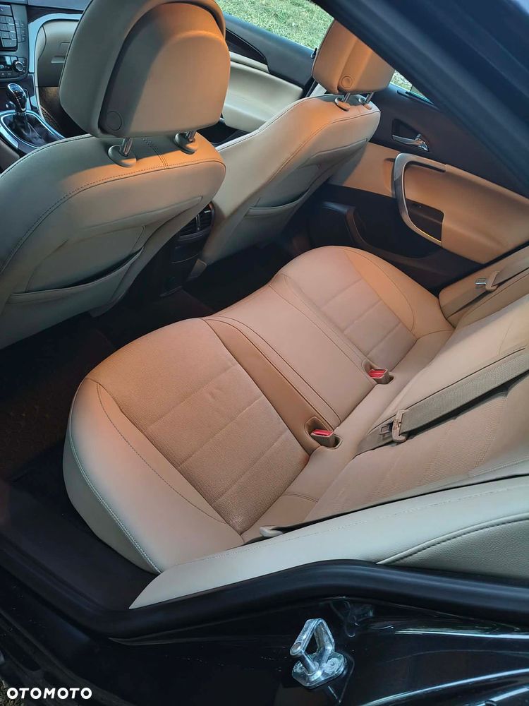 Opel Insignia 2.0 CDTI Cosmo - 9