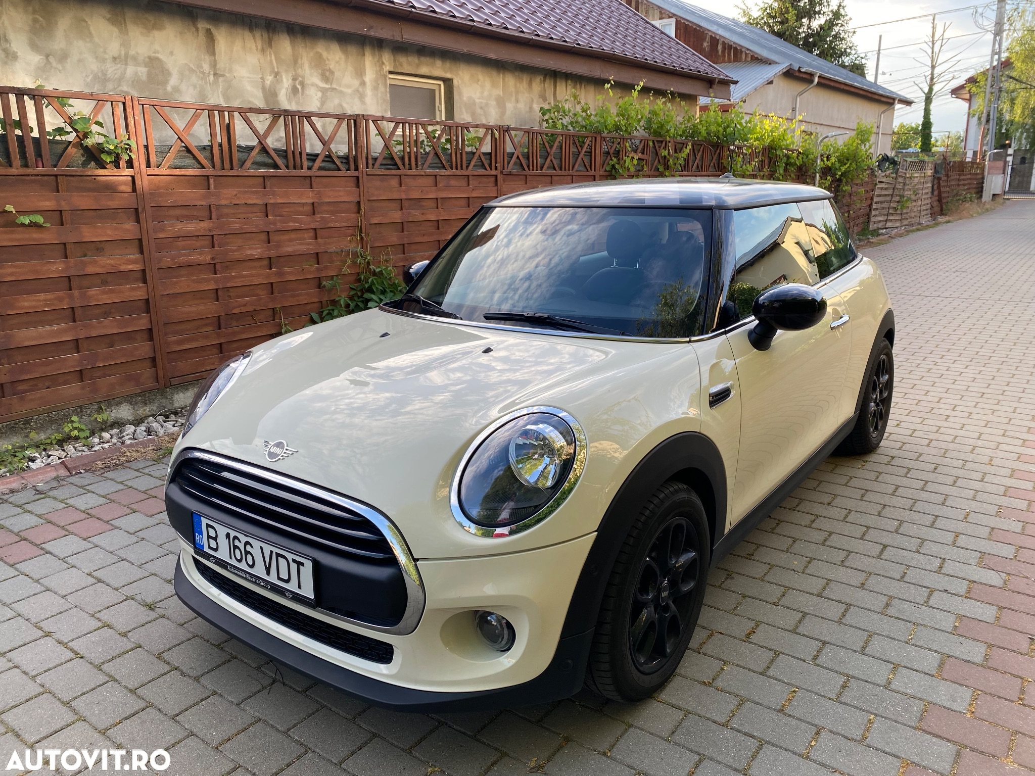 Mini ONE Standard - 3