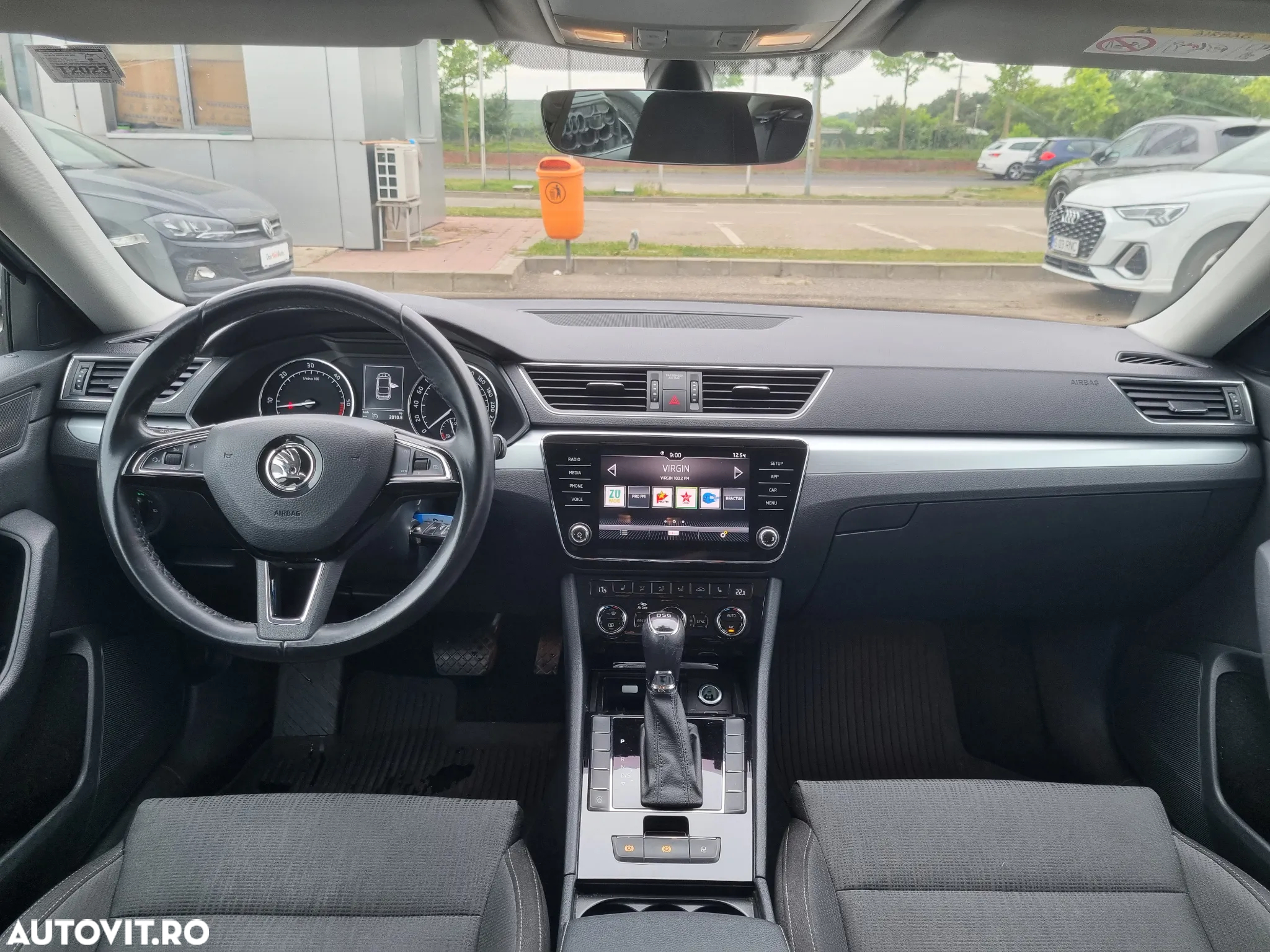 Skoda Superb 2.0 TDI DSG Ambition - 14