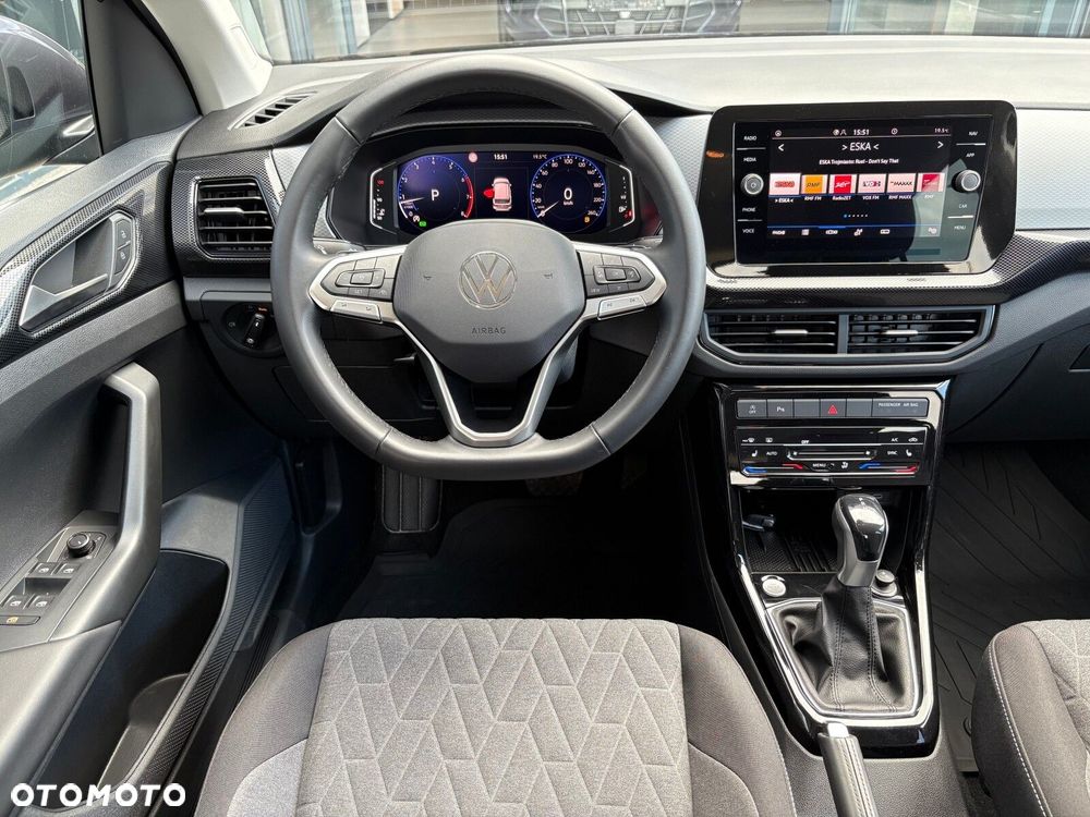 Volkswagen T-Cross - 12