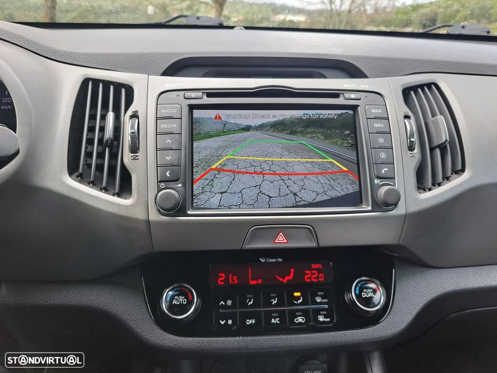 Kia Sportage 1.7 CRDI ISG TX Navi - 25