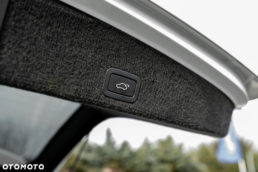 Volvo XC 60 D5 AWD RDesign - 17