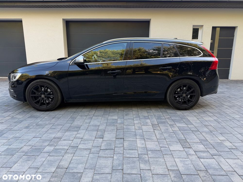 Volvo V60 T6 Drive-E R-Design Summum - 6